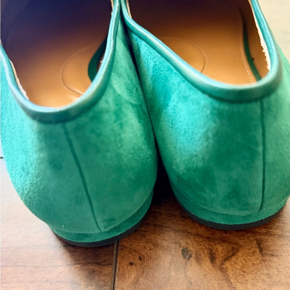 Talbots Vibrant Green Suede Flats - Picture 7 of 7